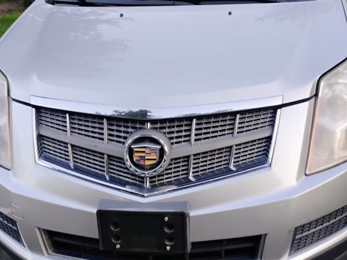 Used 2012 Cadillac SRX Luxury FWD image 4