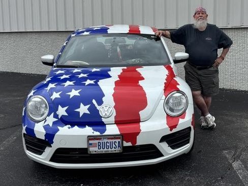 Used 2019 Volkswagen Beetle 2.0T S image 5