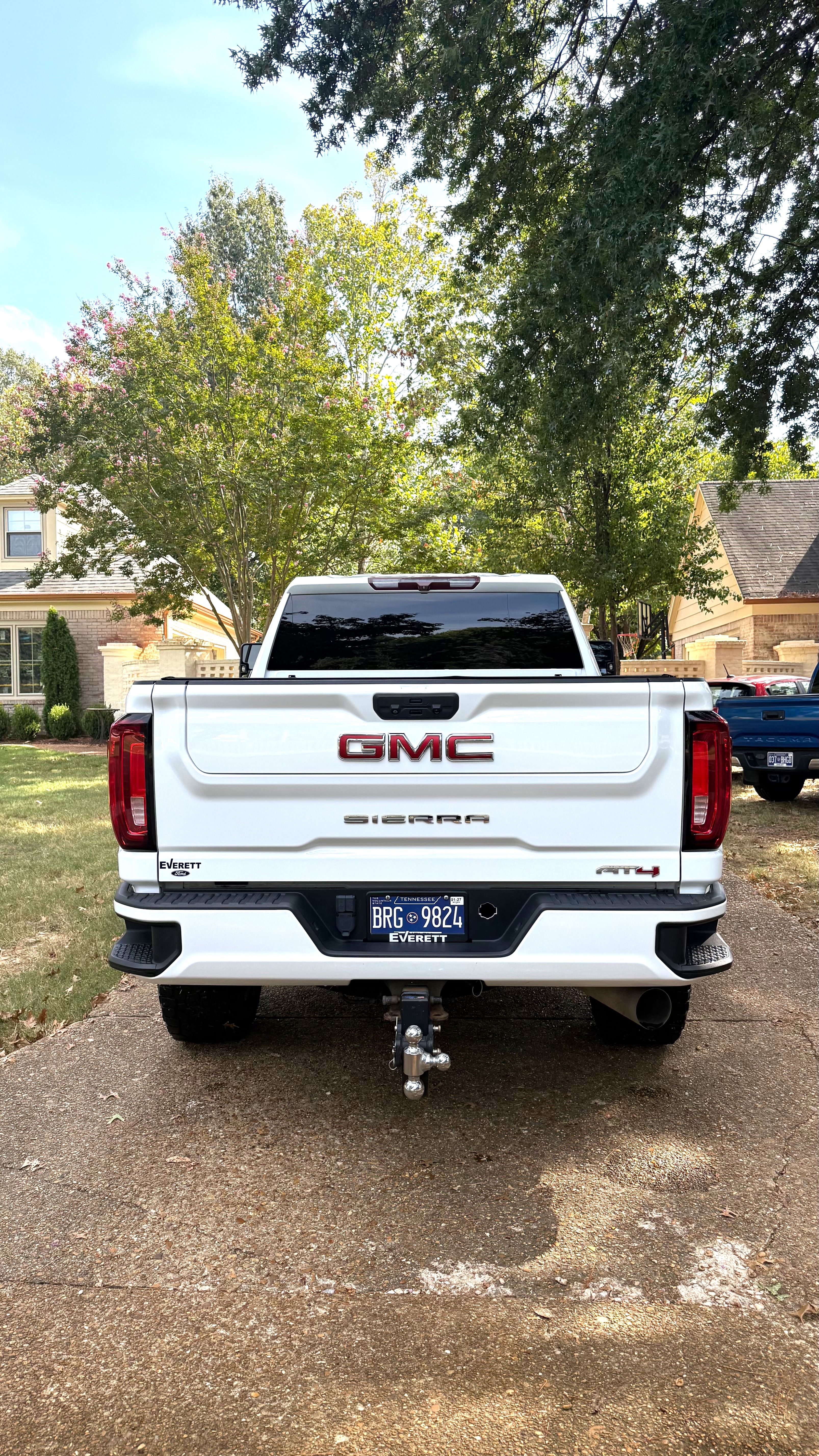 Used 2022 GMC Sierra 2500 AT4 w/ Gooseneck/5TH Wheel Package AWD/4WD image 6
