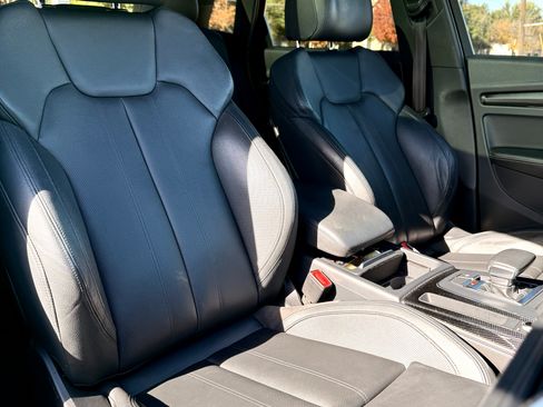 Used 2018 Audi SQ5 Prestige image 16