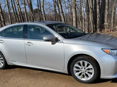 Used 2014 Lexus ES 300h