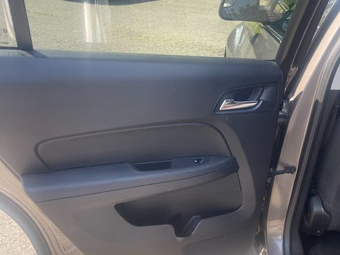 Used 2012 Chevrolet Equinox LT w/ Driver Convenience Package image 27