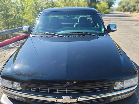 Used 2002 Chevrolet Silverado 1500 LS w/ Electrical Convenience Pkg image 8