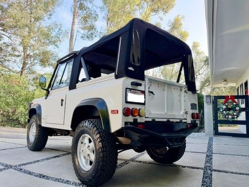 Used 1995 Land Rover Defender 90 image 8