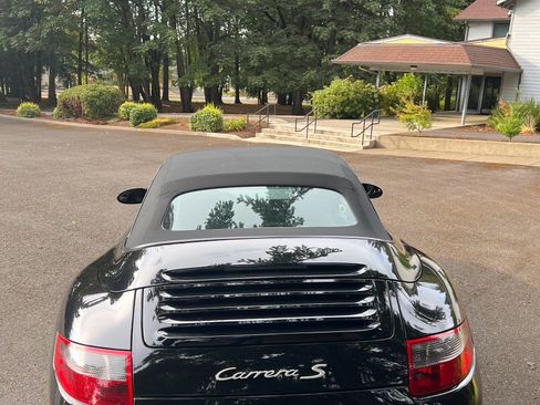 Used 2008 Porsche 911 Carrera S image 11