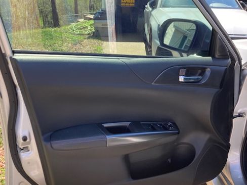 Used 2011 Subaru Impreza WRX STI Limited image 11