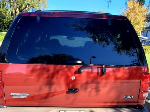 Used 2001 Ford Expedition Eddie Bauer image 15