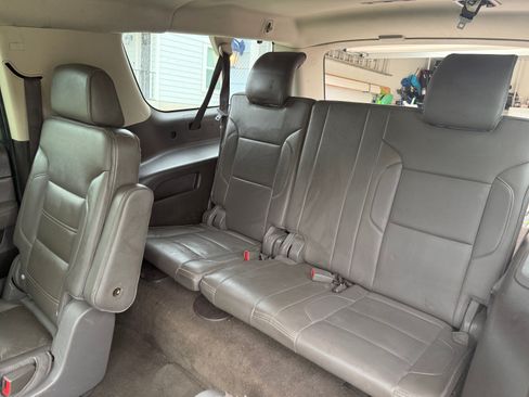 Used 2017 GMC Yukon XL Denali w/ Open Road Package RWD image 26