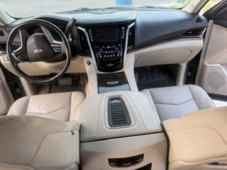 Used 2019 Cadillac Escalade Luxury RWD image 16