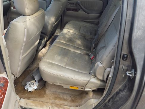 Used 2006 Toyota Tundra Limited image 10