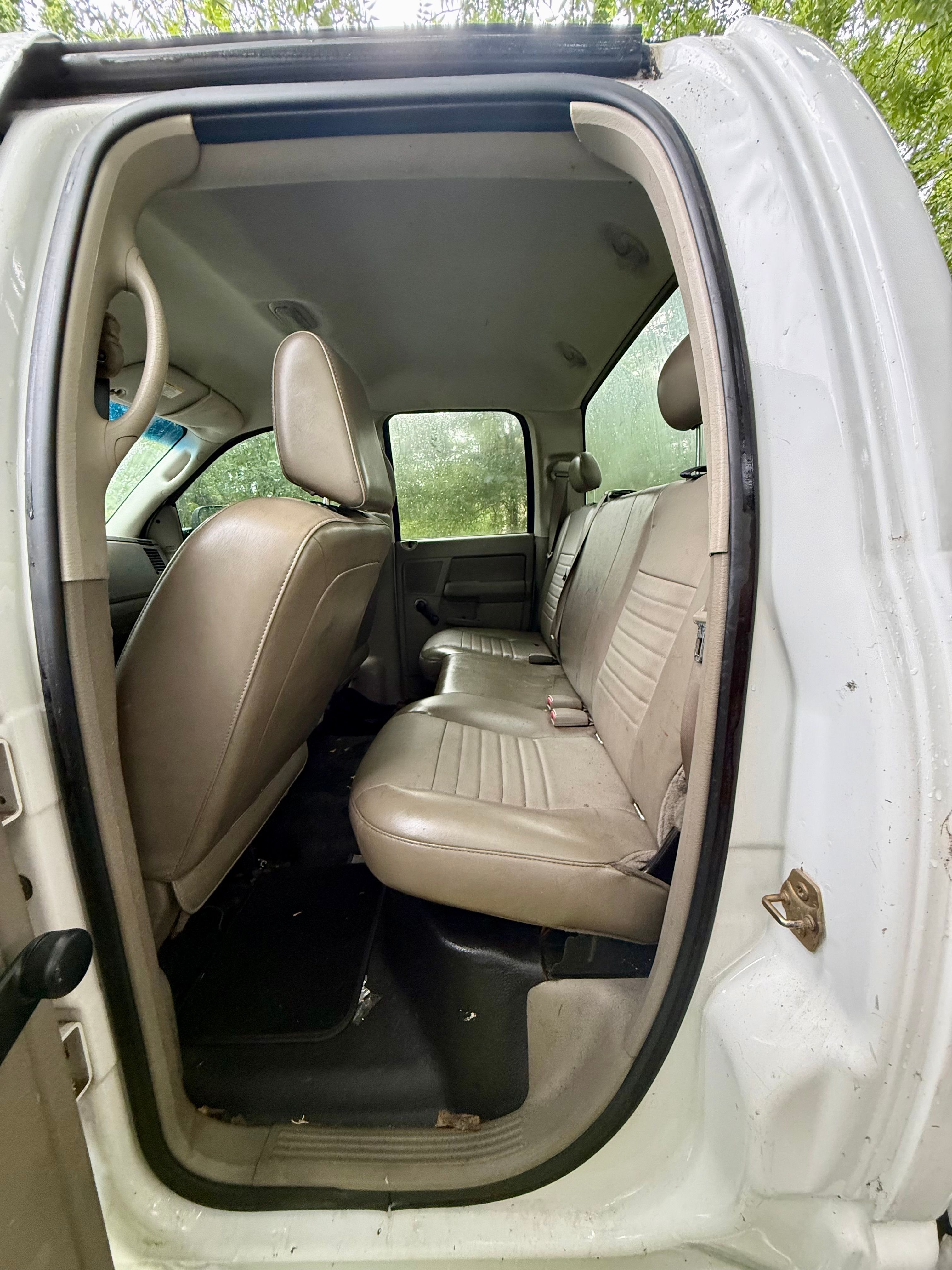 Used 2007 Dodge Ram 1500 Truck ST AWD/4WD image 9