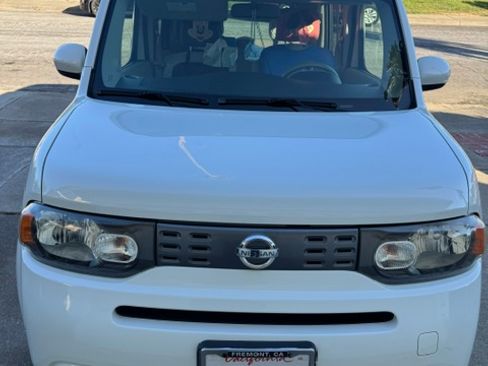 Used 2011 Nissan Cube 1.8 S w/ Interior Designer Pkg FWD image 6