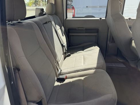 Used 2008 Ford F350 2WD Crew Cab DRW Super Duty image 8