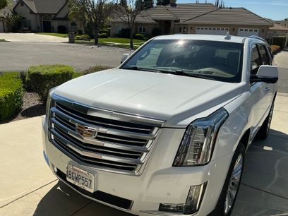 Used 2019 Cadillac Escalade Platinum