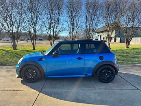 Used 2011 MINI Cooper S image 2