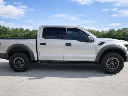 Used 2019 Ford F150 Raptor image 5