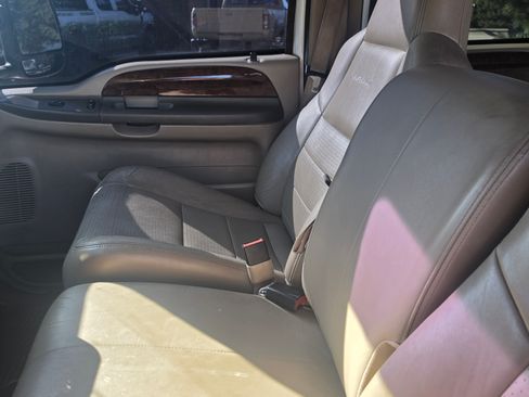 Used 2002 Ford F350 4x4 Crew Cab Super Duty image 9