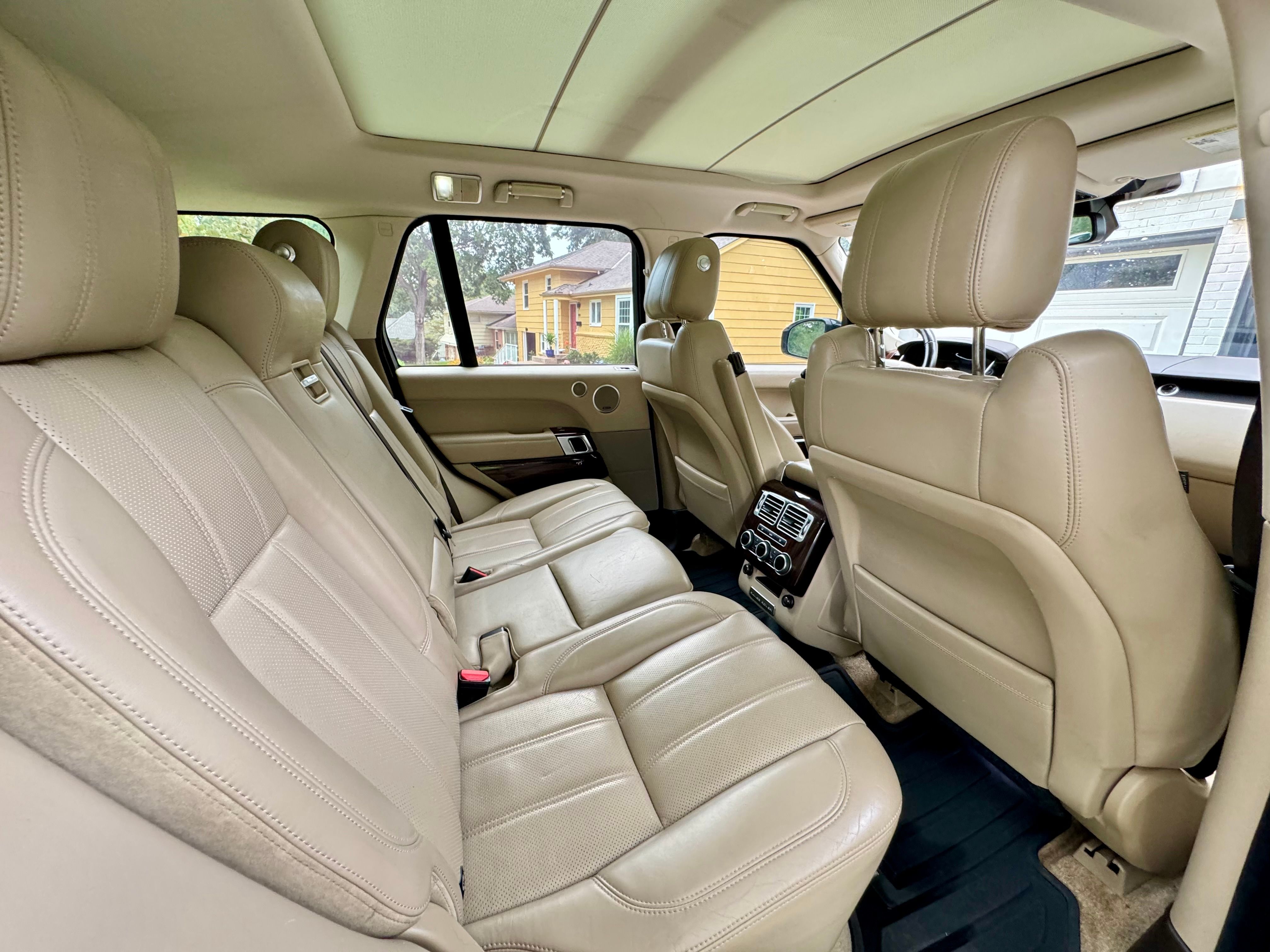 Used 2016 Land Rover Range Rover HSE AWD/4WD image 12