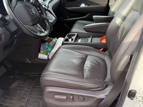 Used 2019 Honda Odyssey Elite image 9