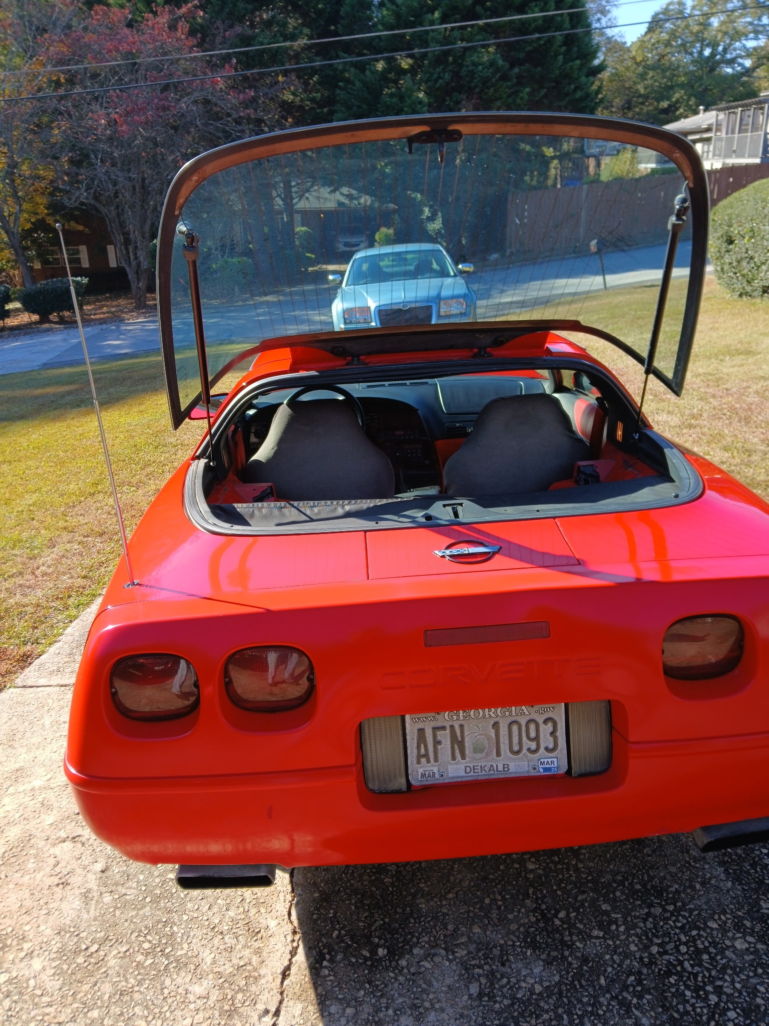 Used 1995 Chevrolet Corvette Coupe RWD image 2