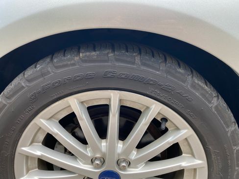 Used 2014 Ford C-MAX SE FWD image 13