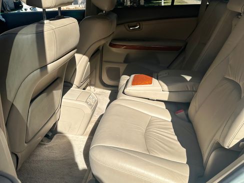 Used 2006 Lexus RX 330 image 9