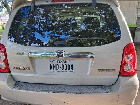 Used 2005 MAZDA Tribute s FWD image 4