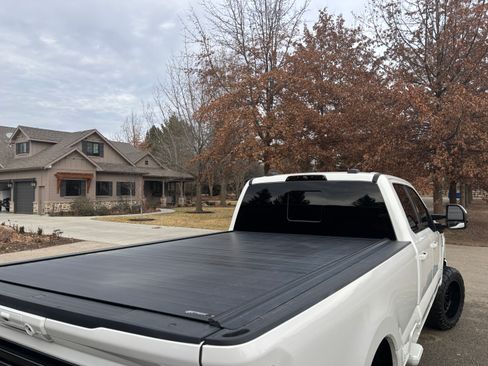 Used 2024 Ford F350 Platinum image 9