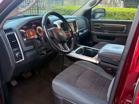 Used 2017 RAM 1500 Big Horn image 9