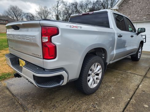 Used 2020 Chevrolet Silverado 1500 Custom image 4