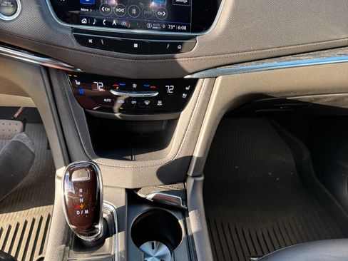 Used 2021 Cadillac XT5 Premium Luxury image 10