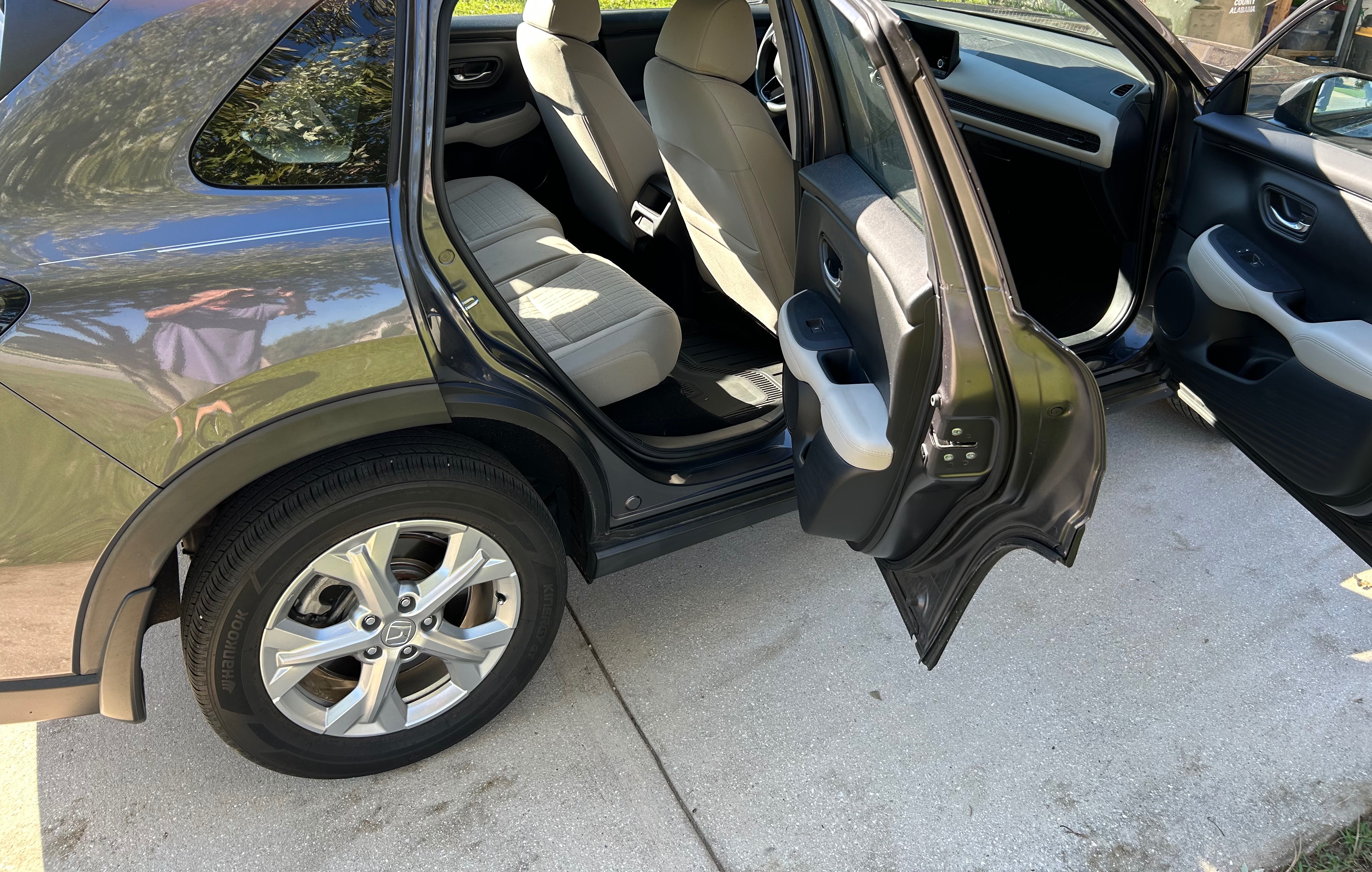 Used 2024 Honda HR-V LX image 14