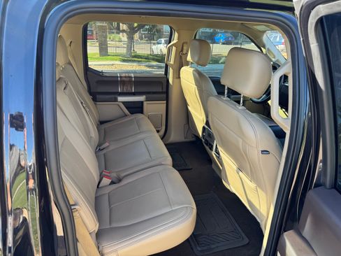 Used 2019 Ford F150 Lariat w/ Equipment Group 501A Mid image 15