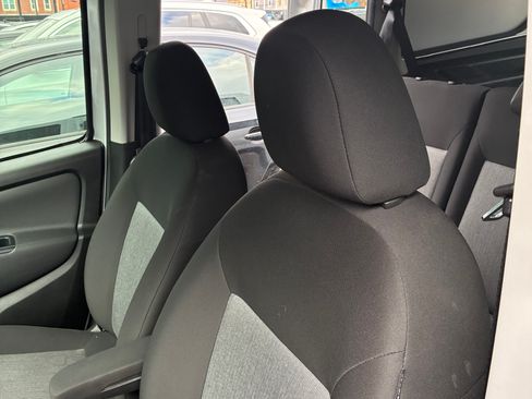 Used 2019 RAM ProMaster City SLT w/ Popular Equipment Group image 9