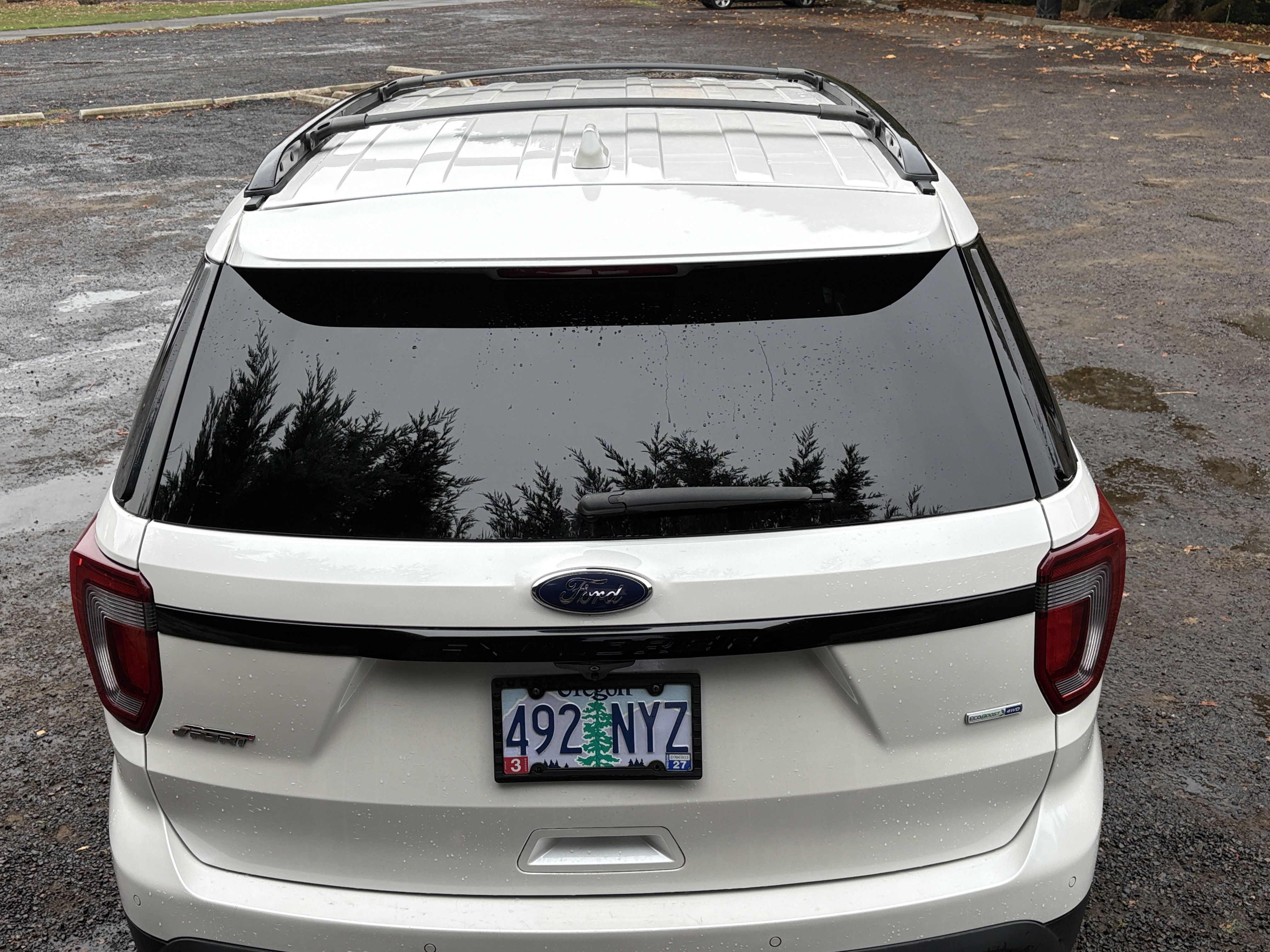 Used 2017 Ford Explorer Sport AWD/4WD image 6