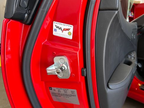 Used 2008 Chevrolet Corvette Z06 w/ Preferred Equipment Group image 14