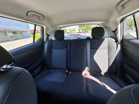 Used 2019 Nissan Leaf S w/ S Charge Package FWD image 12