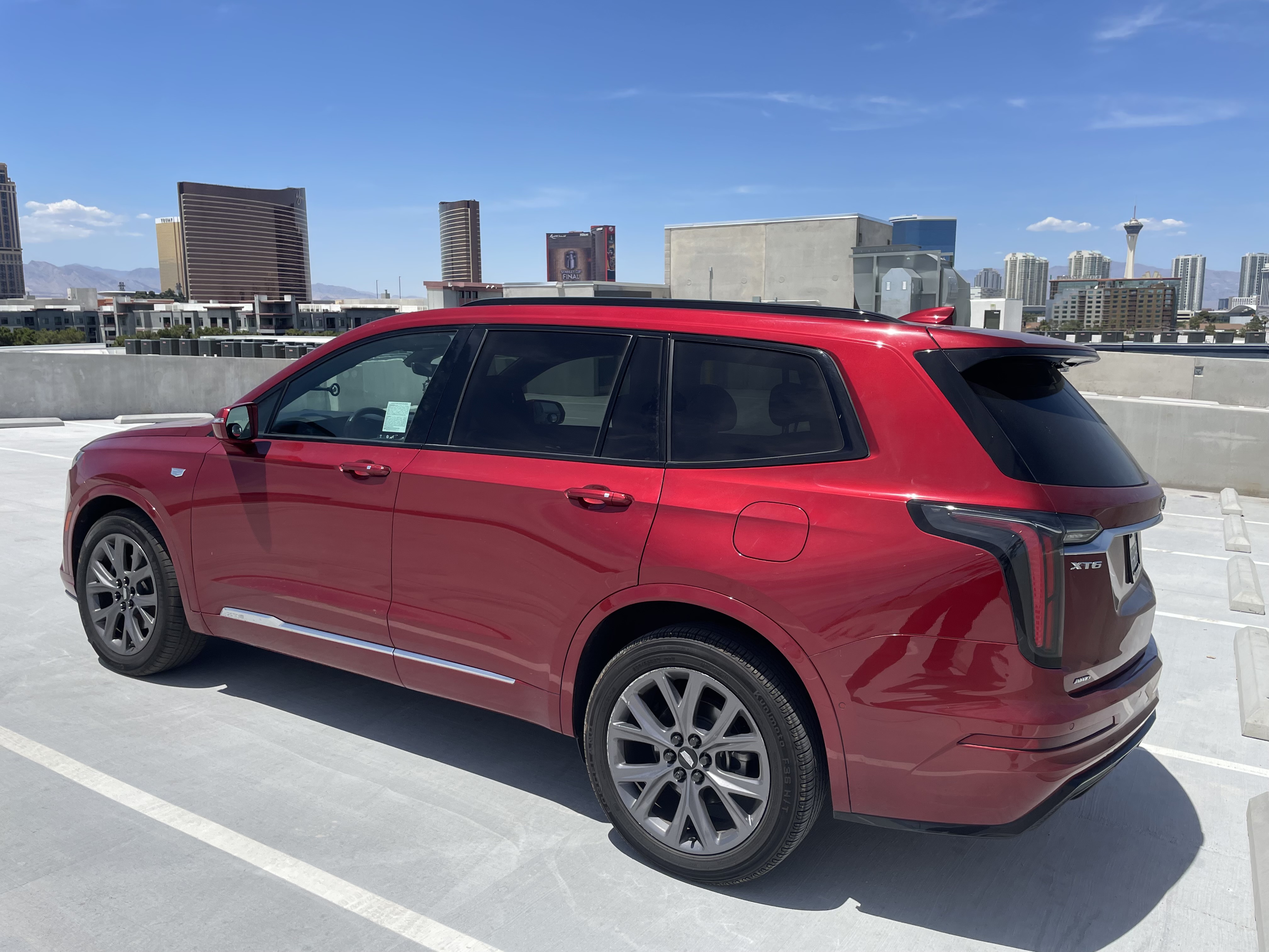 Used 2020 Cadillac XT6 Sport AWD/4WD image 4