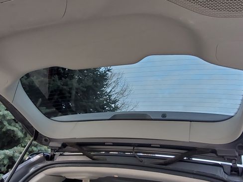 Used 2018 Chrysler Pacifica Limited w/ Advanced Safetytec Group image 19