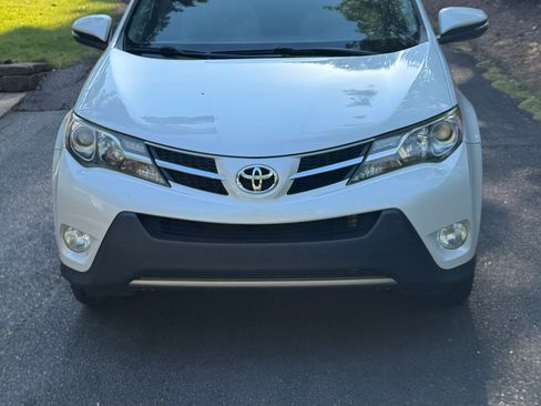 Used 2014 Toyota RAV4 Limited image 6