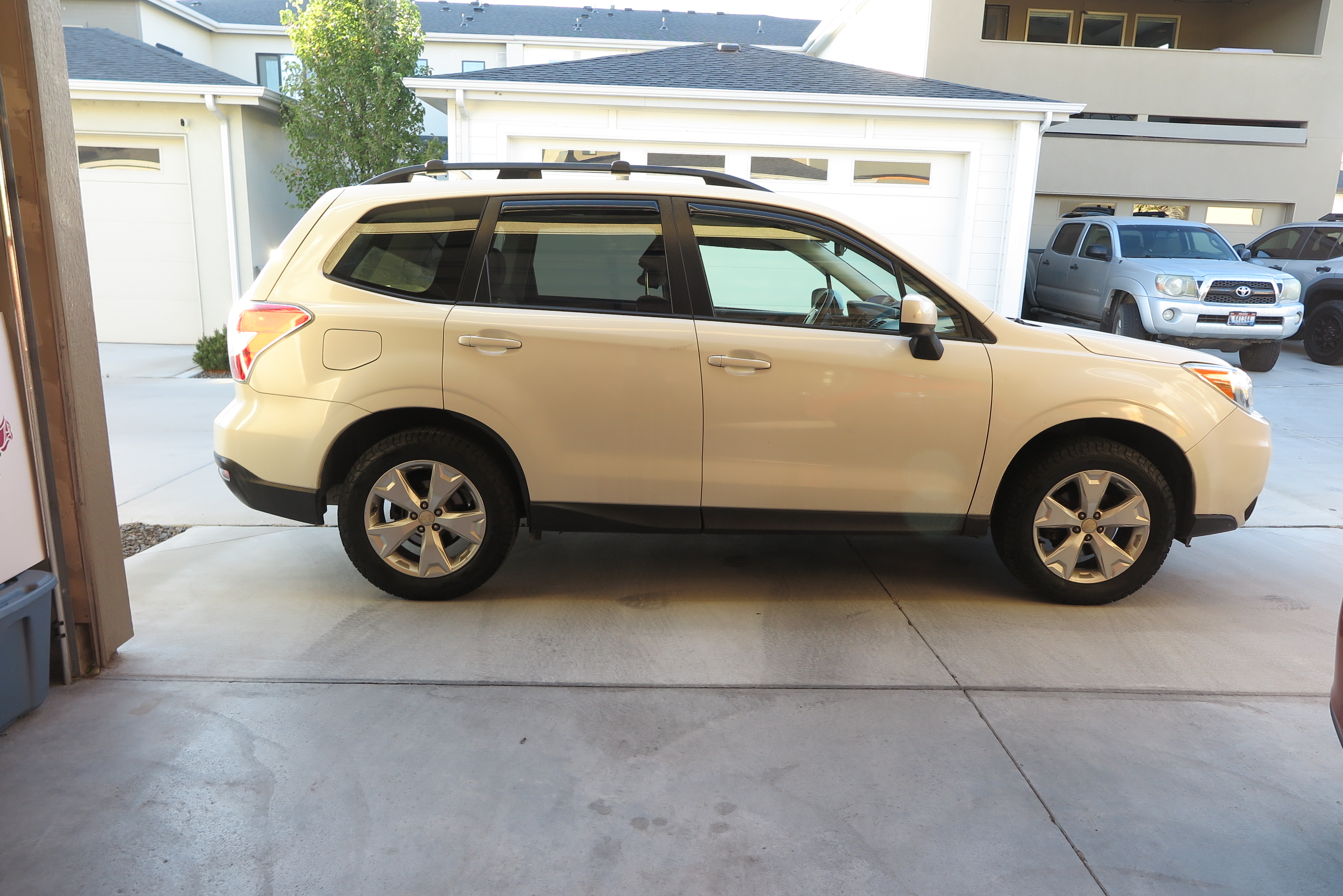 Used 2016 Subaru Forester 2.5i Premium AWD/4WD image 1
