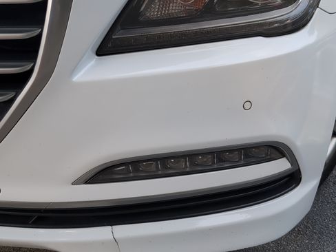 Used 2015 Hyundai Genesis 5.0 image 8