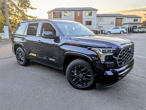 Used 2024 Toyota Sequoia Platinum image 1