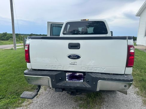 Used 2011 Ford F250 XLT w/ XLT Interior Pkg AWD/4WD image 8