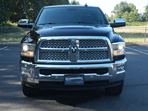 Used 2018 RAM 2500 Laramie w/ Convenience Group AWD/4WD image 1