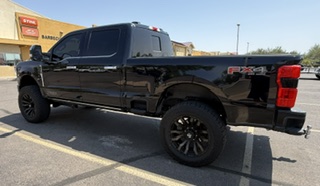 Used 2023 Ford F250 Platinum AWD/4WD image 6