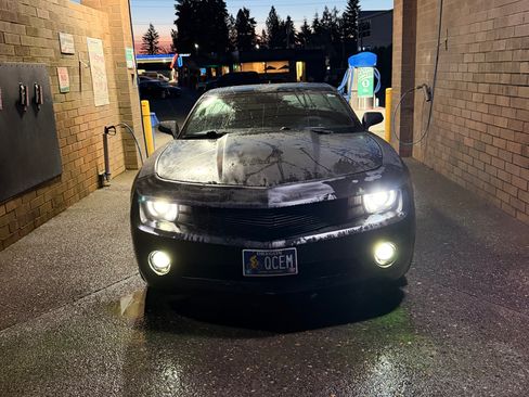 Used 2011 Chevrolet Camaro LT w/ RS Package RWD image 6