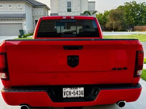 Used 2016 RAM 1500 Sport w/ Comfort Group image 5