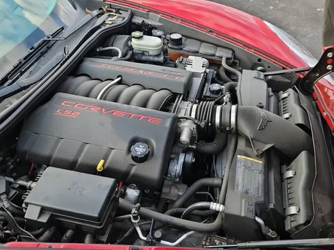 Used 2005 Chevrolet Corvette Coupe w/ Preferred Equipment Group image 22