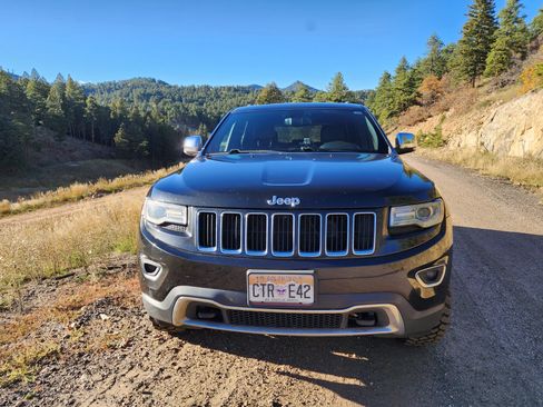Used 2014 Jeep Grand Cherokee Limited w/ Luxury Group II image 2